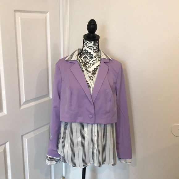 SOLD! BRAND NEW! H&M Mid-Section Blazer - Picture 4 of 4